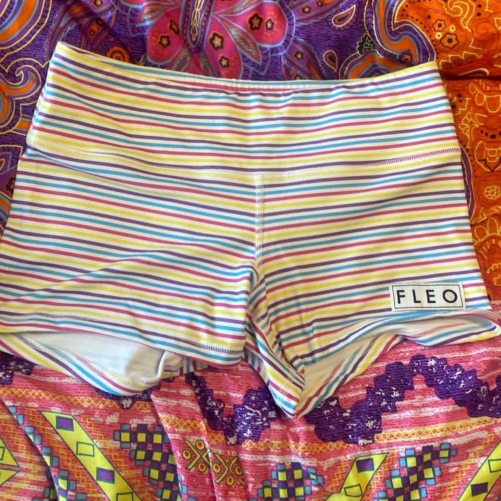 Fleo shorts